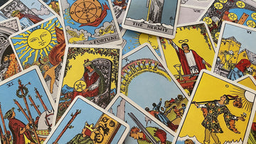 Tarot Kartları Bize ne Anlatır? Tarot Kartlarının Anlamları