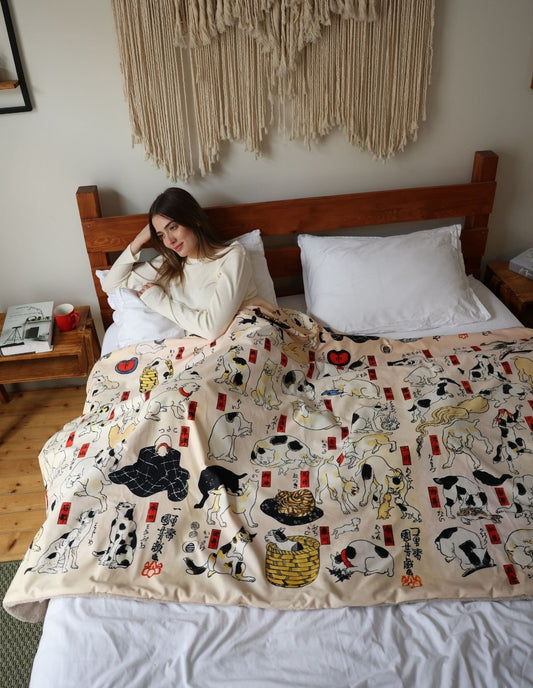 Cats Everywhere Battaniye