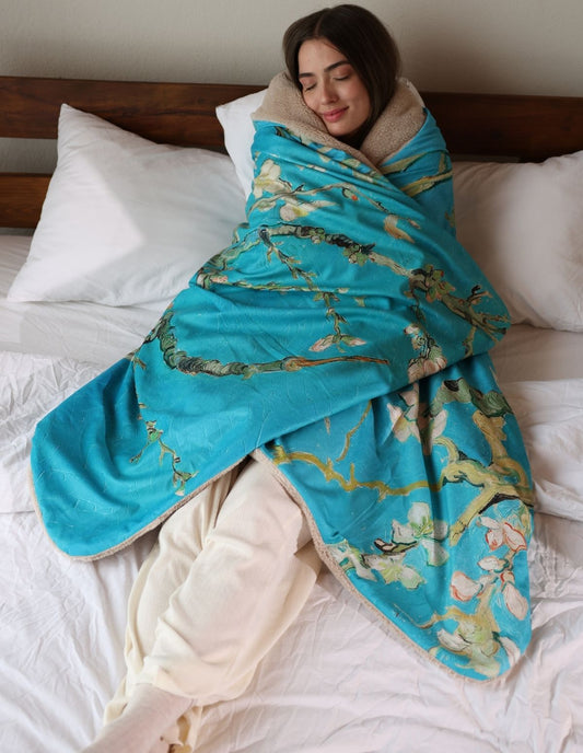 Almond Blossom Battaniye