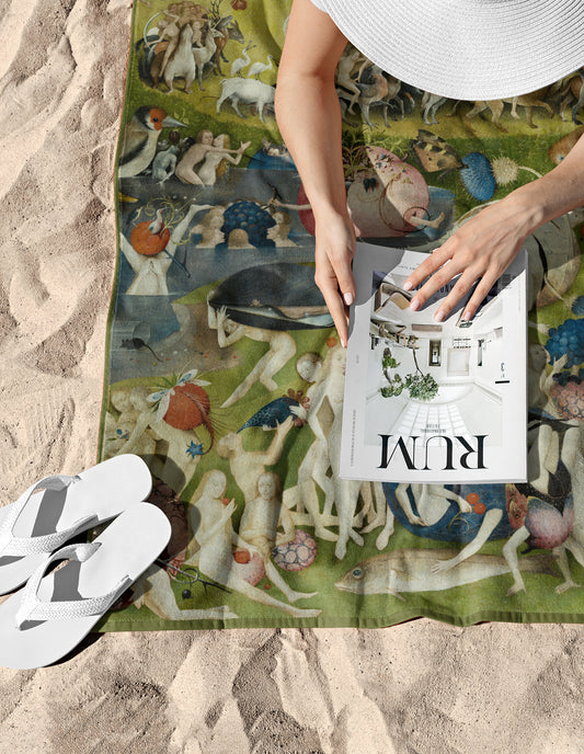 Garden of Earthly Delights Plaj Havlusu