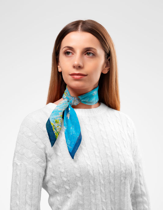 Madame Monet and Her Son Fular